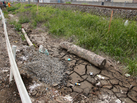 ヘドロ・ガレキの撤去作業・排水溝の復旧作業